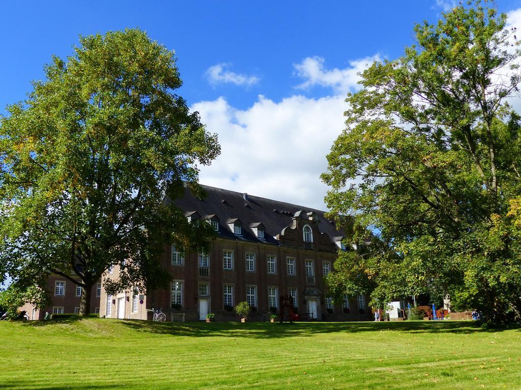 Kloster Langwaden Grevenbroich Exterior photo